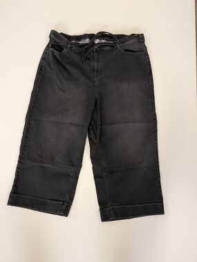 DC (Pennington's) Women’s Black Cropped Drawstring Jeans